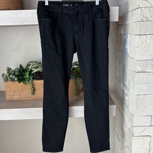 Old Navy Mid-Rise Pop Icon Skinny Jeans - 8 Short. Black